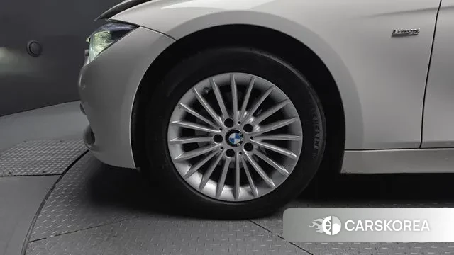 BMW 3 Series (F30) id 3692920 из Кореи 15