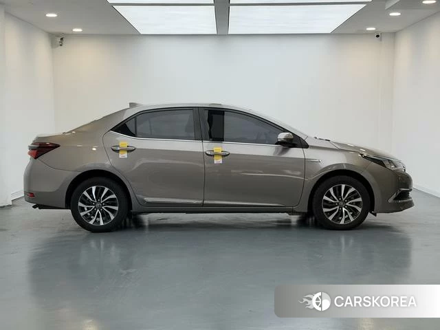 Toyota Corolla id 4210995 из Китая 15