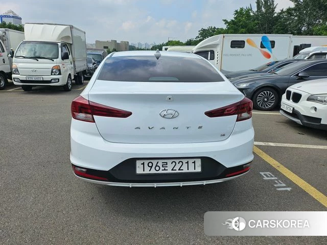 Hyundai The New Avante AD id 4384633 из Кореи 9