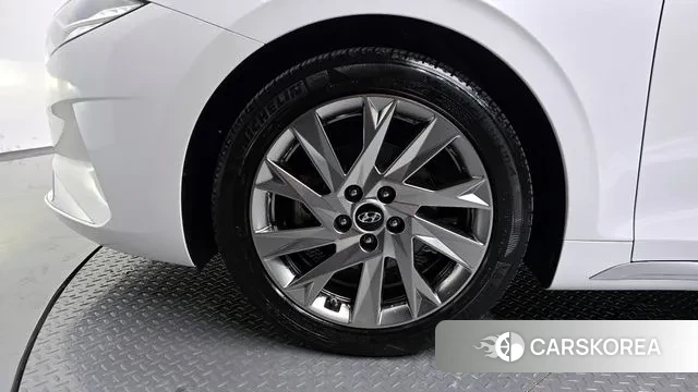 Hyundai The New Grandeur IG Hybrid id 3258717 из Кореи 15