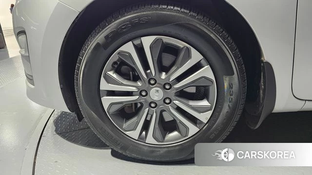 Kia The New Carnival id 4459628 из Кореи 23