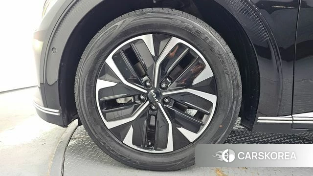 Kia EV6 id 4646566 из Кореи 27