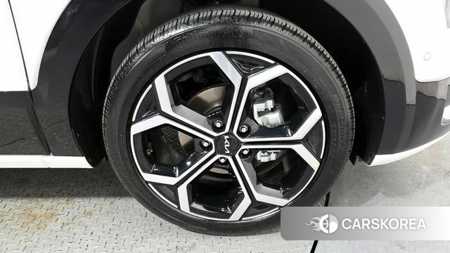 Kia Di Ol Nu Niro id 3841226 из Кореи 15