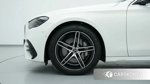 Mercedes-Benz E-Class W214 id 4773288 из Кореи 7