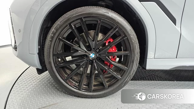 BMW X6 (G06) id 4527424 из Кореи 27