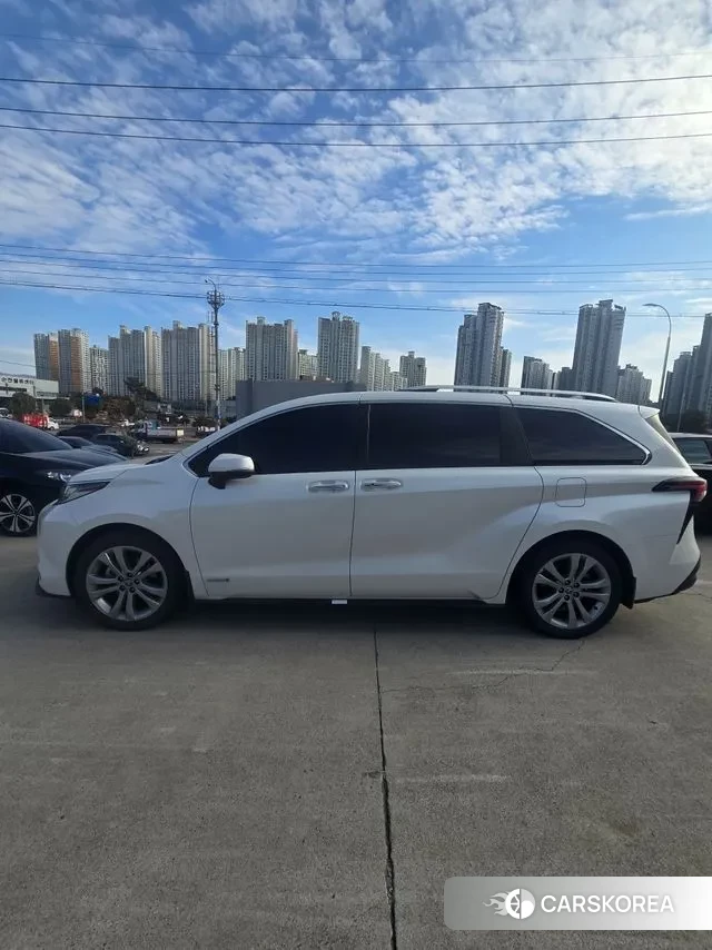 Toyota Sienna 4th Generation id 3635518 из Кореи 7