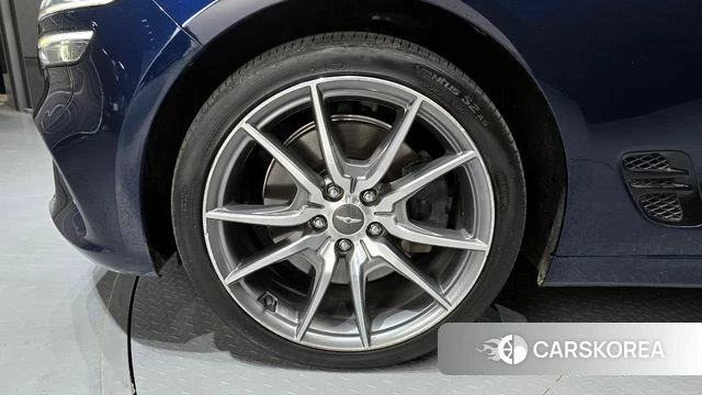 Genesis The New G70 id 3852560 из Кореи 15