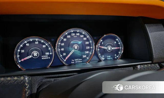 Rolls-Royce Cullinan 2023 Серебристо-серый из Кореи, фото 5