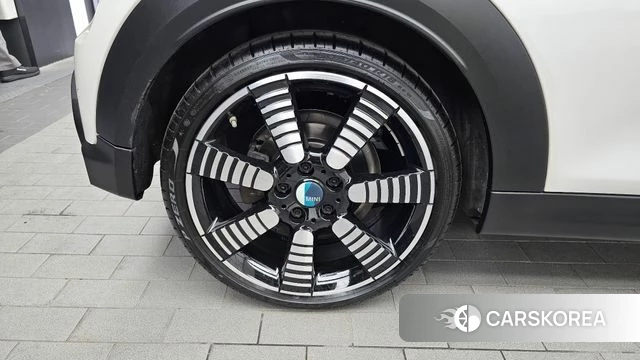 Mini Cooper S Convertible id 4533961 из Кореи 27