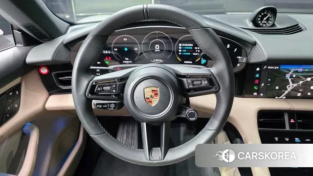 Porsche Taycan id 3654320 из Кореи 15