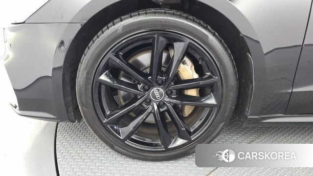 Audi A7 (4K) id 4619580 из Кореи 27