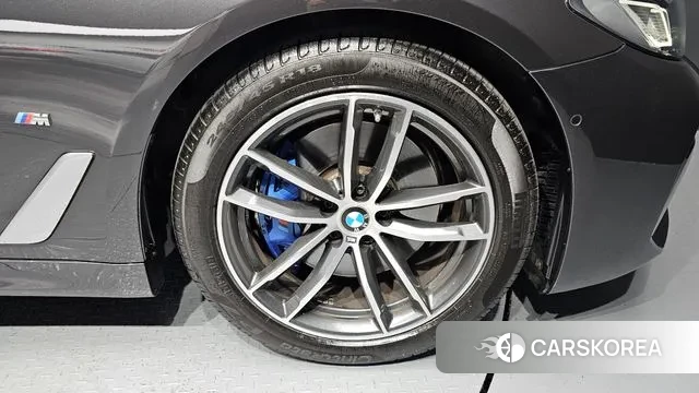 BMW 5 Series (G30) id 3016723 из Кореи 15