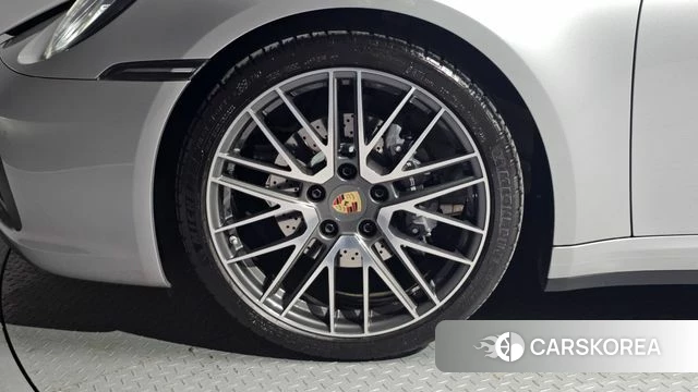 Porsche 911(992) id 3838035 из Кореи 15