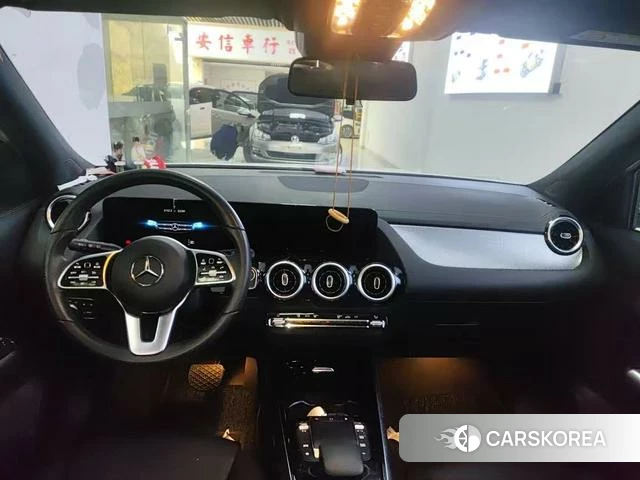 Mercedes-Benz GLA 2022 Белый из Китая, фото 5