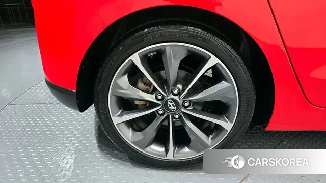 Hyundai Veloster (JS) id 3166369 из Кореи 15