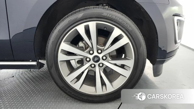 Ford Expeditation id 3827671 из Кореи 15