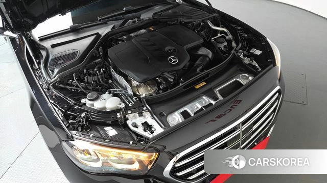 Mercedes-Benz E-Class W214 id 4584468 из Кореи 29