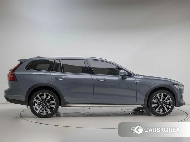 Volvo V60 Cross-Country 2nd Generation id 4593085 из Кореи 14