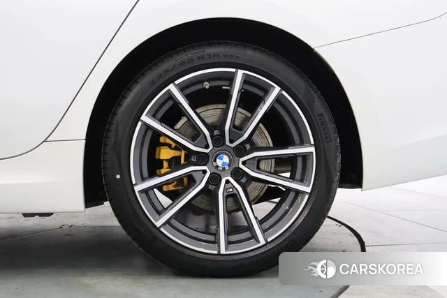 BMW 3 series id 4307213 из Китая 15