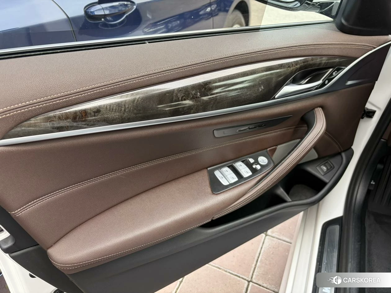 BMW 5 series id 4461692 из Китая 14