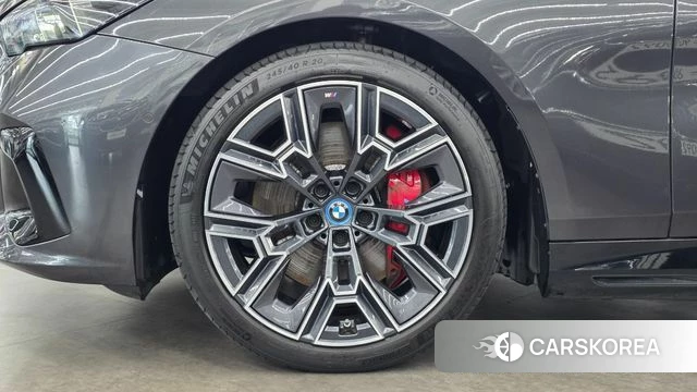 BMW i5 (G60) id 4599902 из Кореи 14
