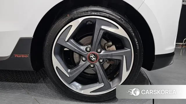 Hyundai Veloster (JS) id 3748006 из Кореи 15