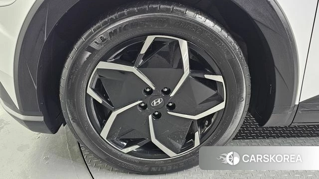 Hyundai Ionic 5 id 3916037 из Кореи 15