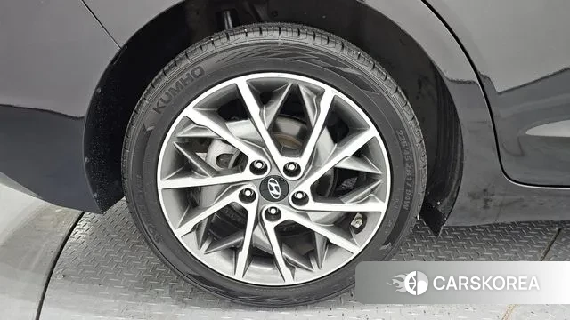 Hyundai The New Avante AD id 3519998 из Кореи 15