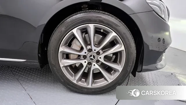 Mercedes-Benz E-Class W213 id 3464837 из Кореи 15