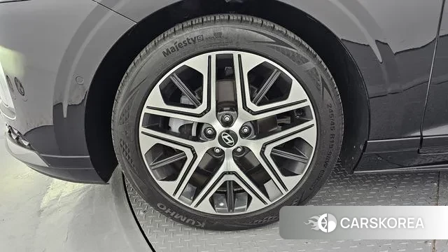 Hyundai Grandeur (GN7) id 3487313 из Кореи 15