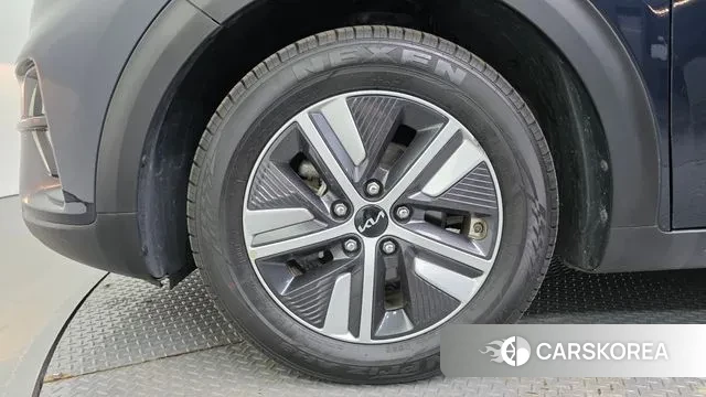 Kia The New Niro id 3577457 из Кореи 15