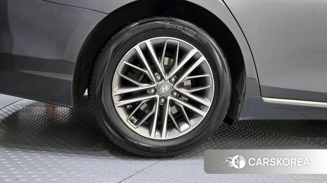 Hyundai Grandeur IG id 4339763 из Кореи 27