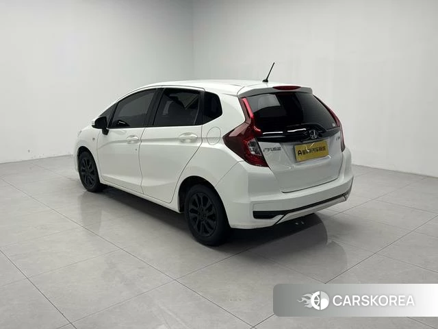 Honda Fit id 4238183 из Китая 15