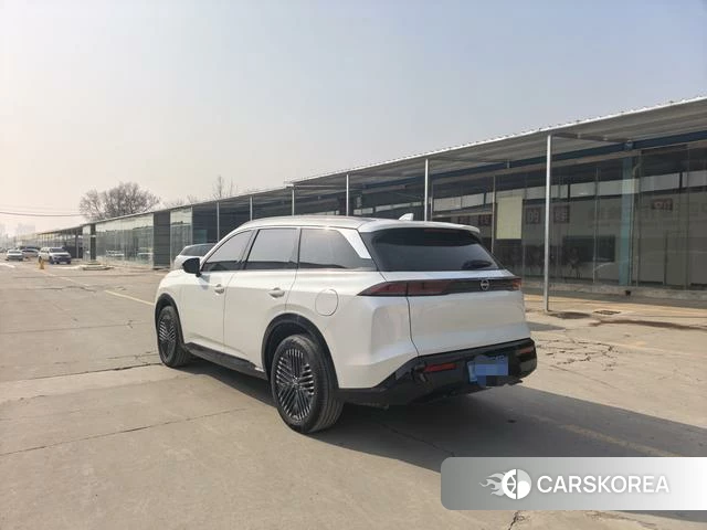 Nissan Exploring the land id 4275741 из Китая 9