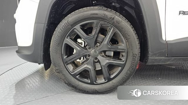 Jeep Renegade id 4523591 из Кореи 27