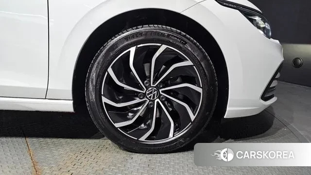 Volkswagen Golf 8th Generation id 2998153 из Кореи 15