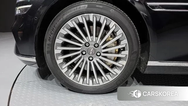 Genesis Electrified G80 (RG3) id 3518199 из Кореи 15