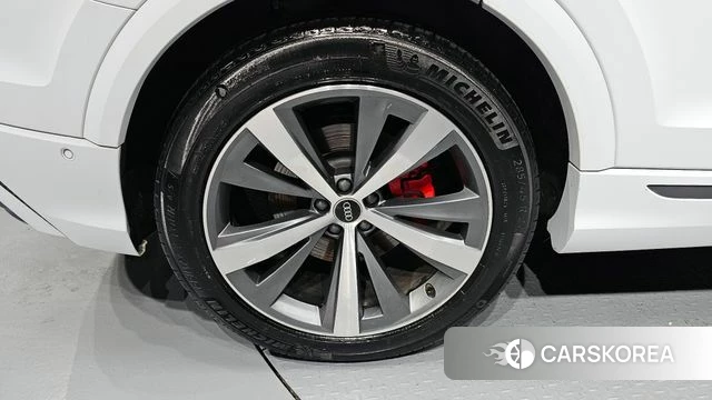Audi Q8 (4M) id 4309598 из Кореи 27