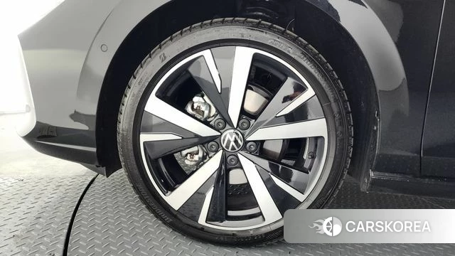 Volkswagen Golf 8th Generation id 4222424 из Кореи 34