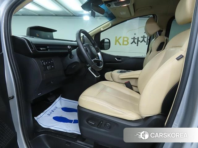 Hyundai Staria id 4282309 из Кореи 15