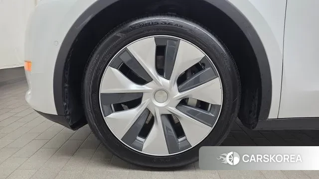 Tesla Model Y id 3373764 из Кореи 15