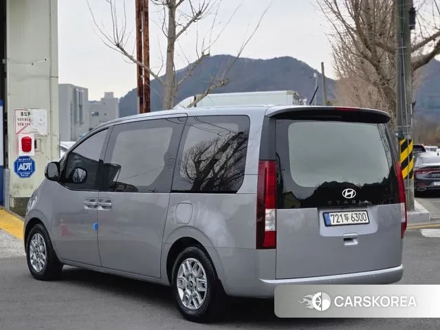 Hyundai Staria id 3638708 из Кореи 15