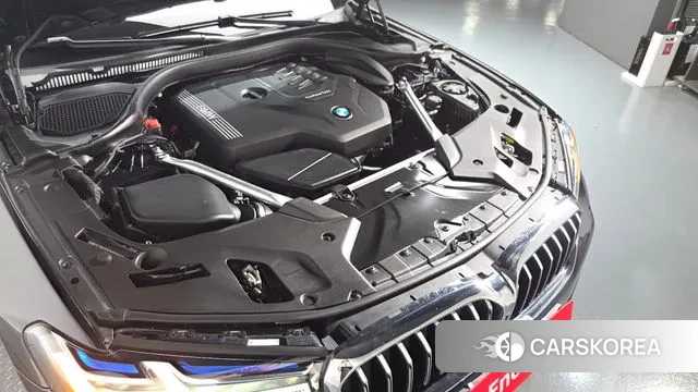 BMW 5 Series (G30) id 3348206 из Кореи 15