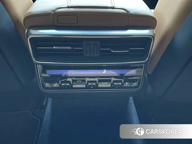 Lexus LX id 4275851 из Китая 20