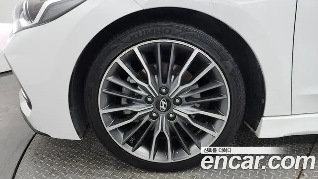 Hyundai Avante AD id 2941657 из Кореи 15