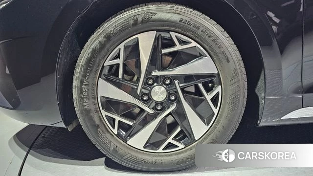 Hyundai The New Grandeur IG Hybrid id 4481236 из Кореи 32