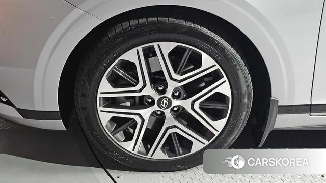 Hyundai Grandeur (GN7) id 4433356 из Кореи 27