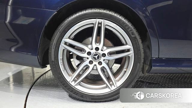Mercedes-Benz E-Class W213 id 4836550 из Кореи 15