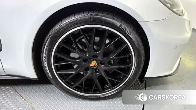 Porsche Panamera (971) id 3572729 из Кореи 15