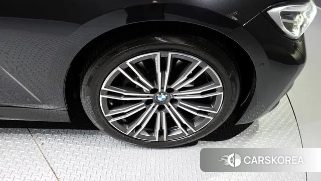 BMW 3 Series (G20) id 3335245 из Кореи 15